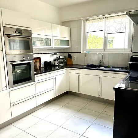 Proche Marche De Noel De Strasbourg Apartment